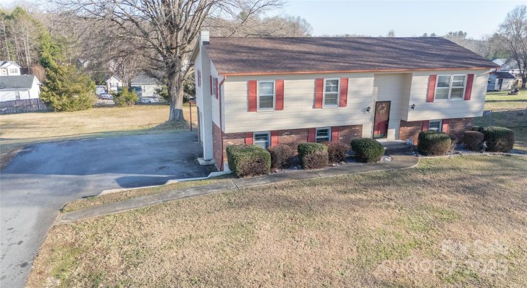 2212 Olde Well Road 24 sold home in Olde Farm, Hudson, NC