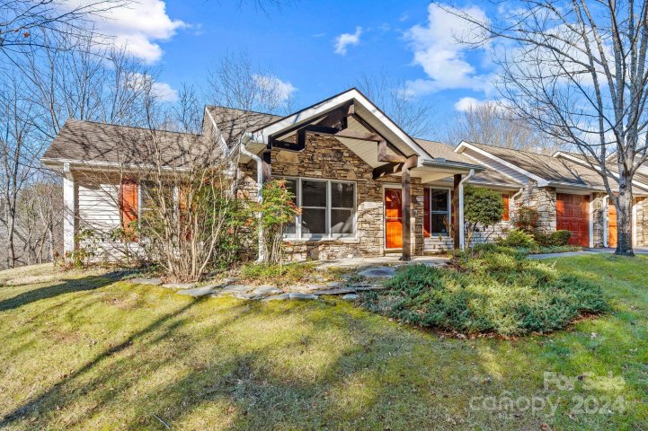 205 Rocky Mountain Way sold home in The Hills At Averys Creek, Arden, NC
