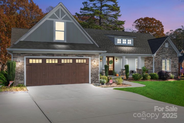 161 Canterbury Place Road sold home in Davidson Downes, Mooresville, NC