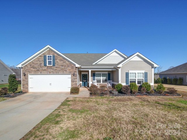 125 Sierra Chase Drive sold home in Autumn Brook, Statesville, NC