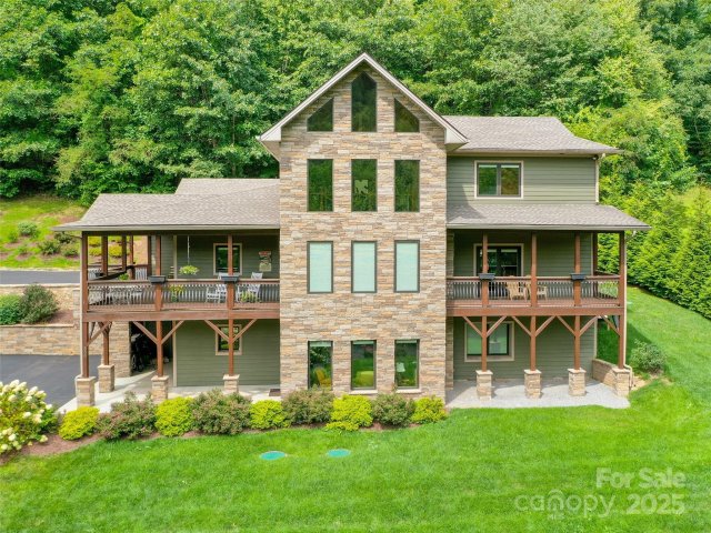 350 Inverness Drive sold home in Junaluska Highlands, Waynesville, NC
