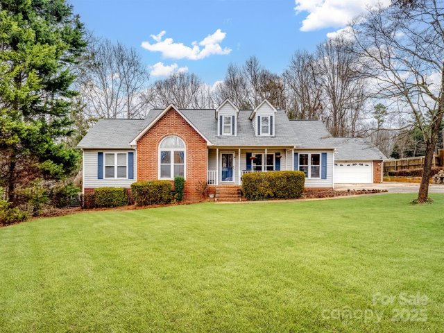 944 Pleasant Ridge Road sold home in Edgewoods, Fort Mill, SC
