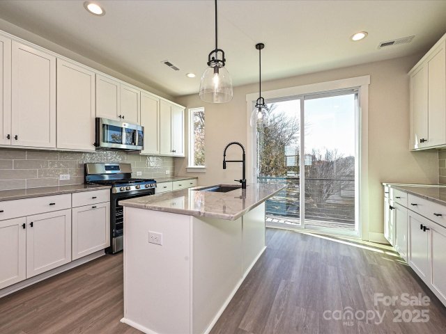 912 Callahan Street active home in Equinox, Charlotte, NC