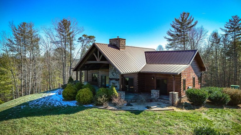 2026 Black Hills Drive sold home in Heartwood Forest, Collettsville, NC