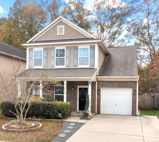 2740 Bramble Ridge Court sold home in Boulder Creek, Charlotte, NC