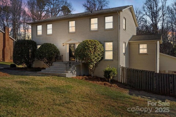 2102 Monticello Drive sold home in Monticello Woods, Gastonia, NC