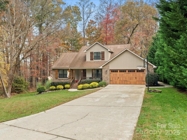 3980 Oakstone Place sold home in Forest Hills, Denver, NC