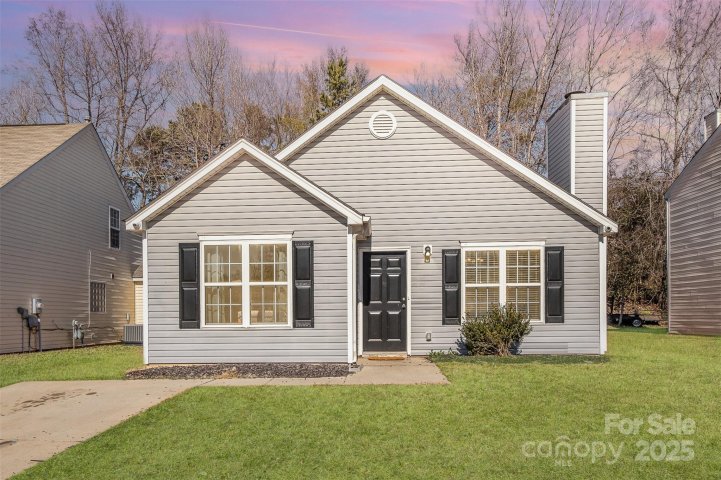 1409 Griers Grove Road sold home in Griers Grove, Charlotte, NC