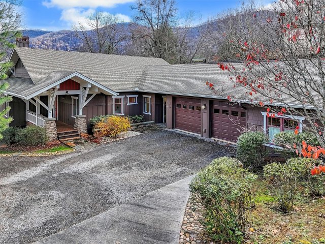 65 Ruffed Grouse Lane sold home in Quail Ridge, Waynesville, NC