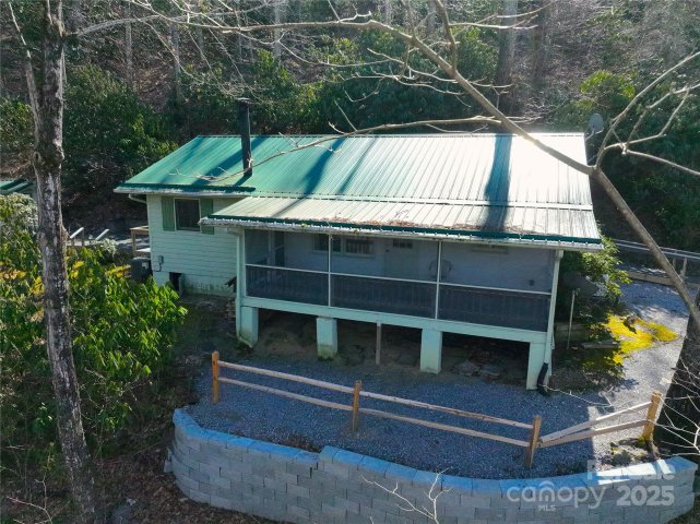 595 Forest Drive sold home in Hemlock Forest, Maggie Valley, NC