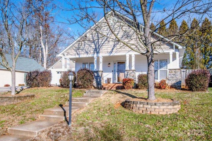 148 Tarrington Drive sold home in Olde Statesville, Statesville, NC