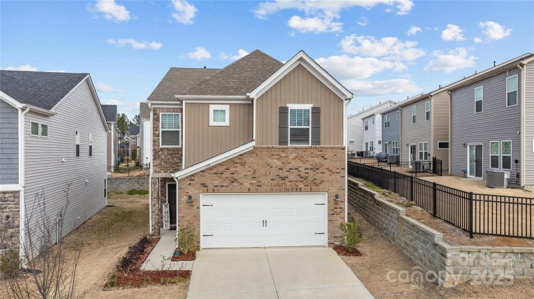 310 Hyssop Court sold home in Anniston Chase, Fort Mill, SC