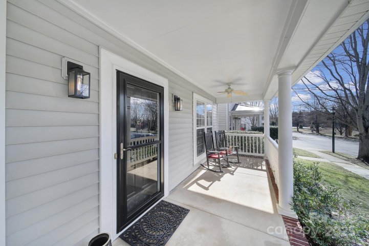 11615 Kingsley View Drive sold home in Kingsley, Charlotte, NC