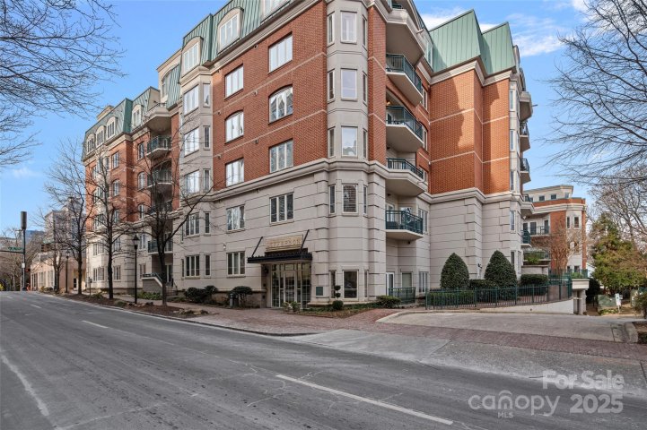 401 N Church Street 507 sold home in Jefferson Square, Charlotte, NC