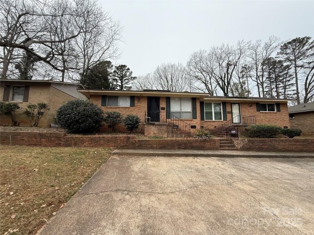 4818 Highlake Drive sold home in Park Plaza, Charlotte, NC