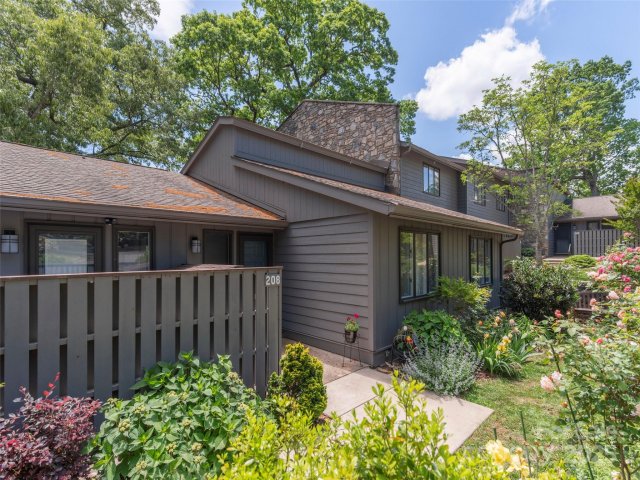 208 Crowfields Drive sold home in Crowfields Condos, Asheville, NC