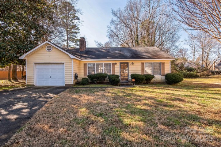 5701 Glenshire Court sold home in Sunstone, Charlotte, NC