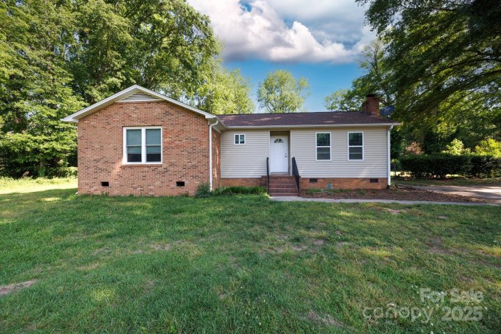 3988 Crestview Drive sold home in Lakewood, Rock Hill, SC