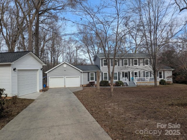 2490 Westminster Drive sold home in Camelot Woods, Rock Hill, SC