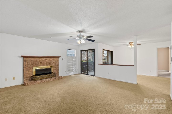 5818 Harris Grove Lane sold home in Harris Lake, Charlotte, NC