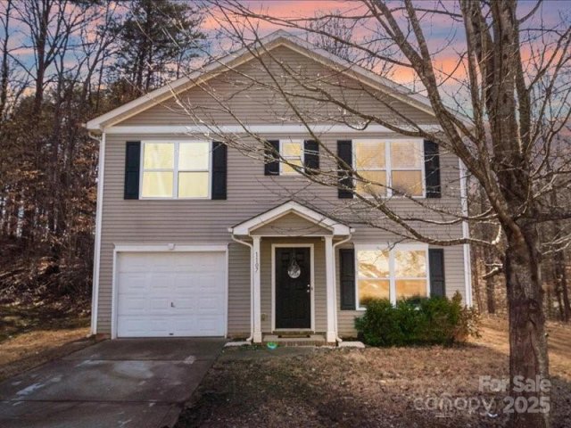 1107 Stonehenge Lane sold home in Ridgemont, Charlotte, NC