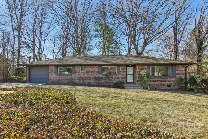 455 Beach Drive sold home in Lakeview Estates, Hendersonville, NC