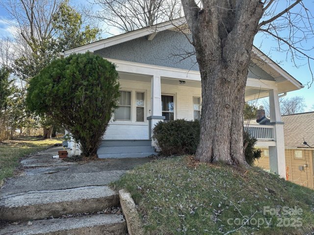 108 Salola Street sold home in Horney Heights, Asheville, NC