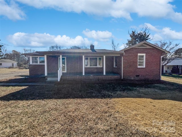 2042 Country Court sold home in Dutchman Heights, Rock Hill, SC
