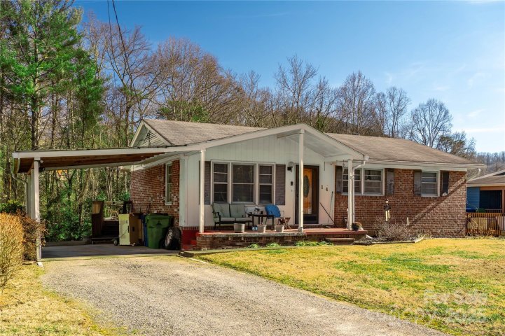 14 Birchwood Lane sold home in Parkway Forest, Asheville, NC