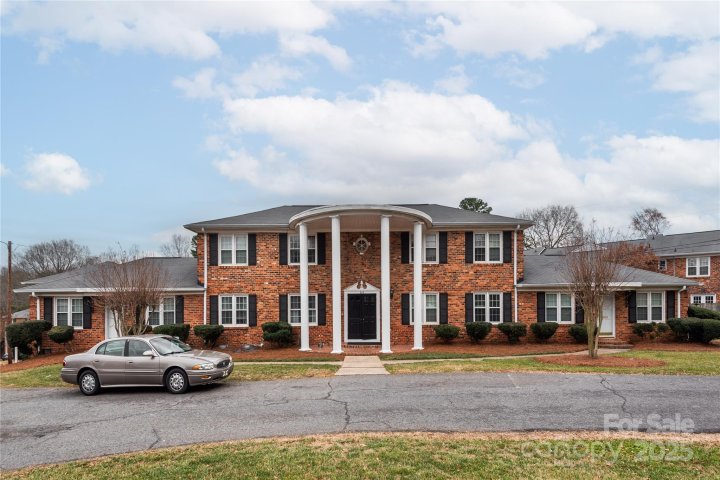 904 Mcalway Road B sold home in Mcalway Manor, Charlotte, NC