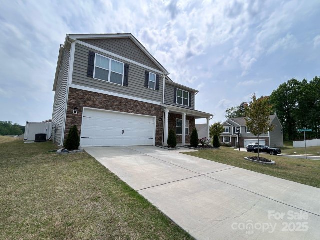 104 Sycamore Crossing Court sold home in Crossroads, Locust, NC