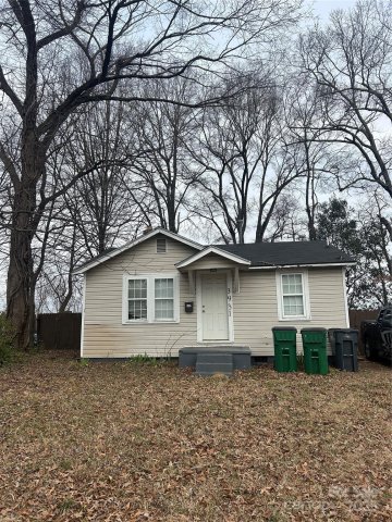 3931 Bearwood Avenue sold home in Howie Acres, Charlotte, NC