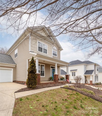 7602 Rolling Meadows Lane sold home in Stonegate Farms, Huntersville, NC