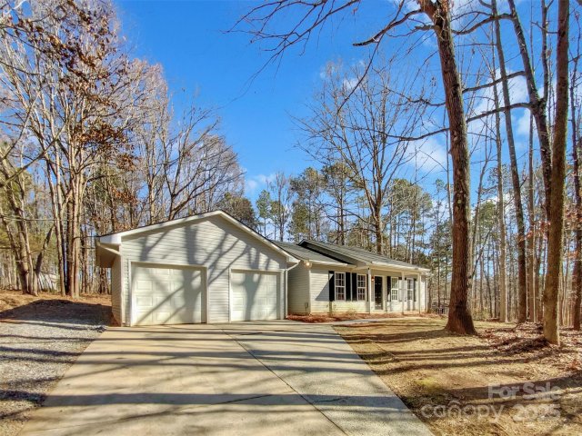 215 Creek View Road sold home in Mills Pond, Mooresville, NC