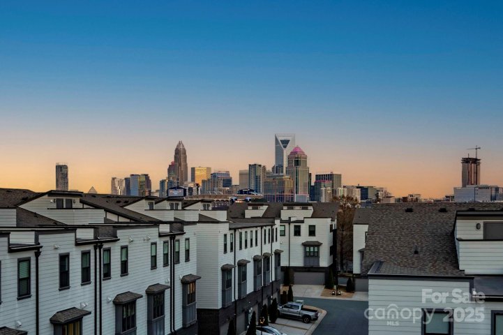 2306 Elizabeth Mill Place sold home in Bryant Park Terraces, Charlotte, NC