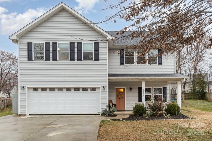 3859 Longwood Drive sold home in Greystone, Concord, NC