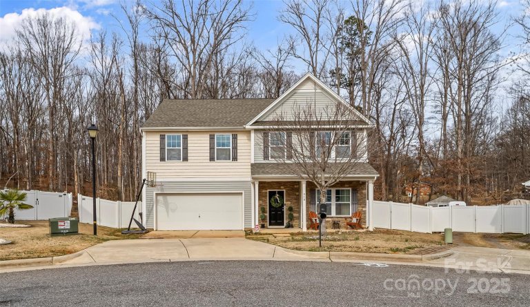 910 Mibbs Place sold home in Marthas Ridge, Statesville, NC