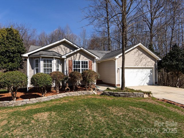 7936 Rolling Stone Avenue sold home in Rolling Hills, Charlotte, NC