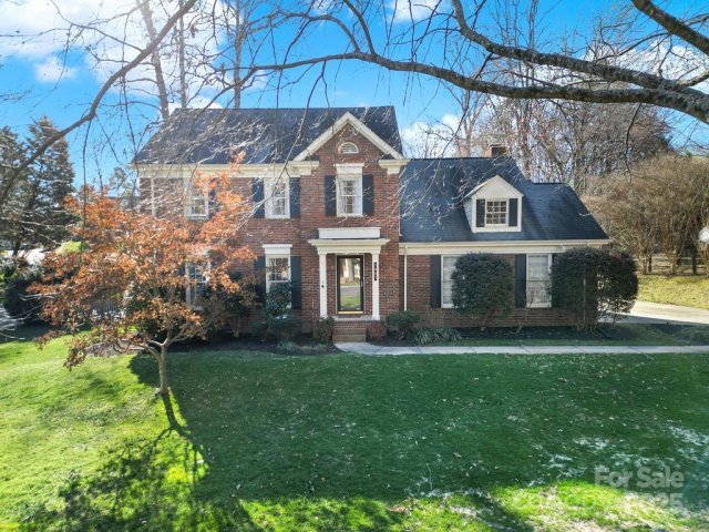 1427 Matthews Plantation Drive sold home in Matthews Plantation, Matthews, NC