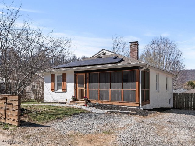 101 Morgan Street sold home in Beacon Village, Swannanoa, NC