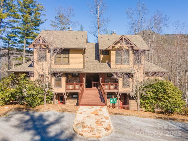 85 Southshore Drive active home in Bear Lake Reserve, Tuckasegee, NC