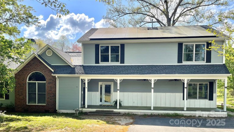 1589 E Lakewood Drive sold home in Lakewood, Rock Hill, SC