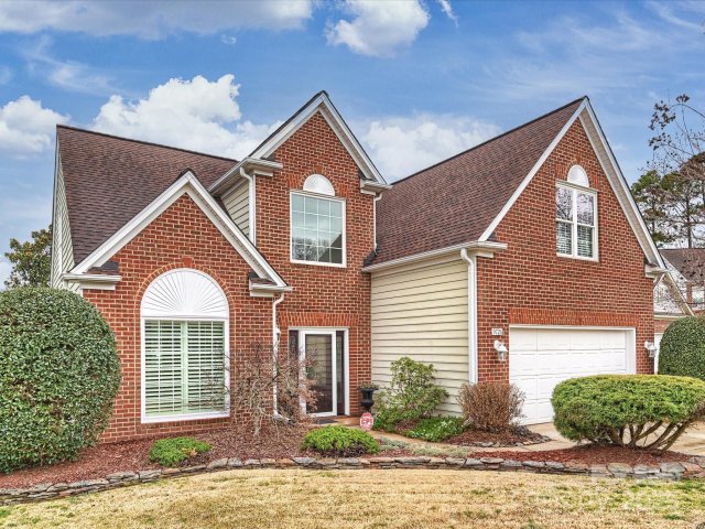 9726 Woodend Court sold home in Blakeney Heath - Fieldstone, Charlotte, NC