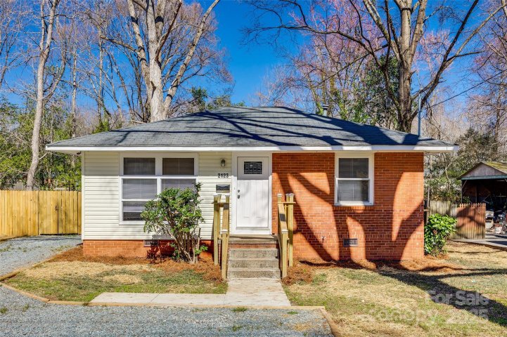 2123 Purser Drive sold home in Eastwood Acres, Charlotte, NC