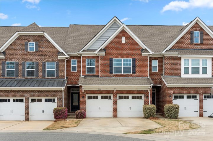113 Burlingame Court active home in Morrison Plantation, Mooresville, NC