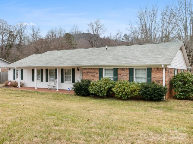 10 Knoll Ridge Drive sold home in Stoneybrook, Asheville, NC