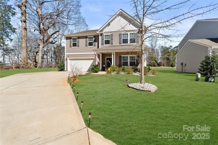 1036 Bramcote Lane sold home in Brentwood, Charlotte, NC