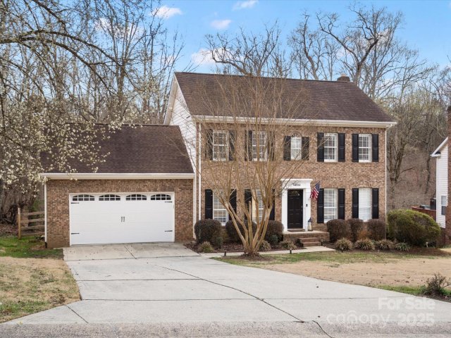 14723 Sapphire Lane sold home in Woodside Falls, Pineville, NC
