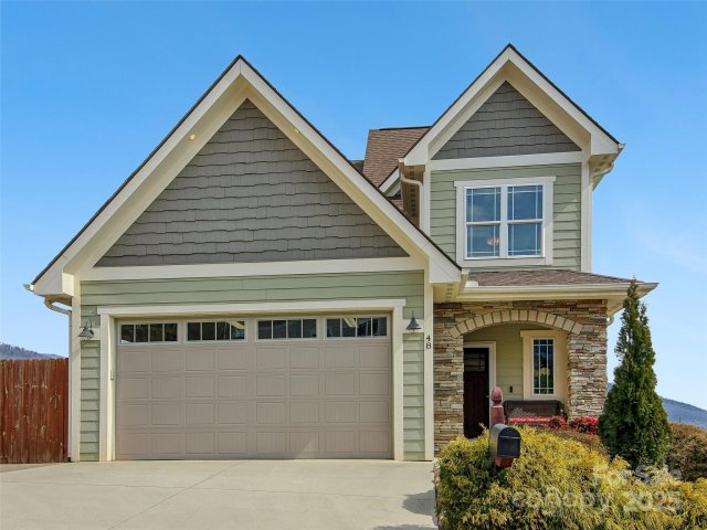 48 Tudor Way sold home in Tudor Croft, Black Mountain, NC