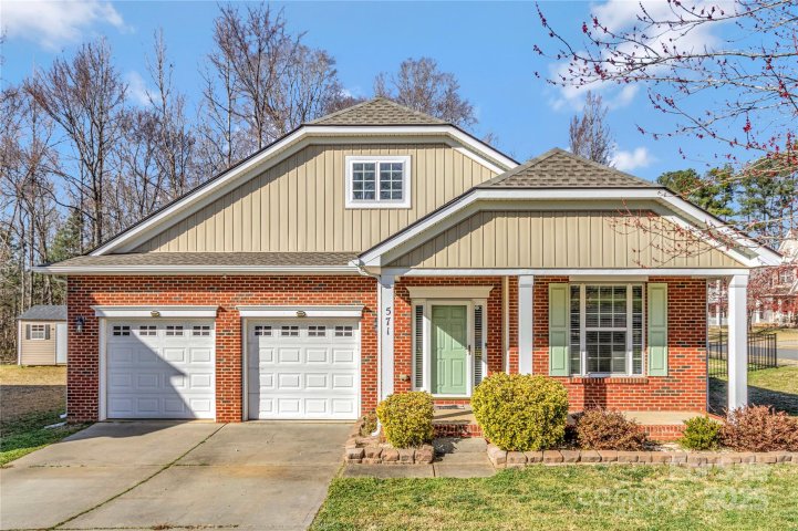 571 Rough Hewn Lane sold home in Sweetwater, Rock Hill, SC